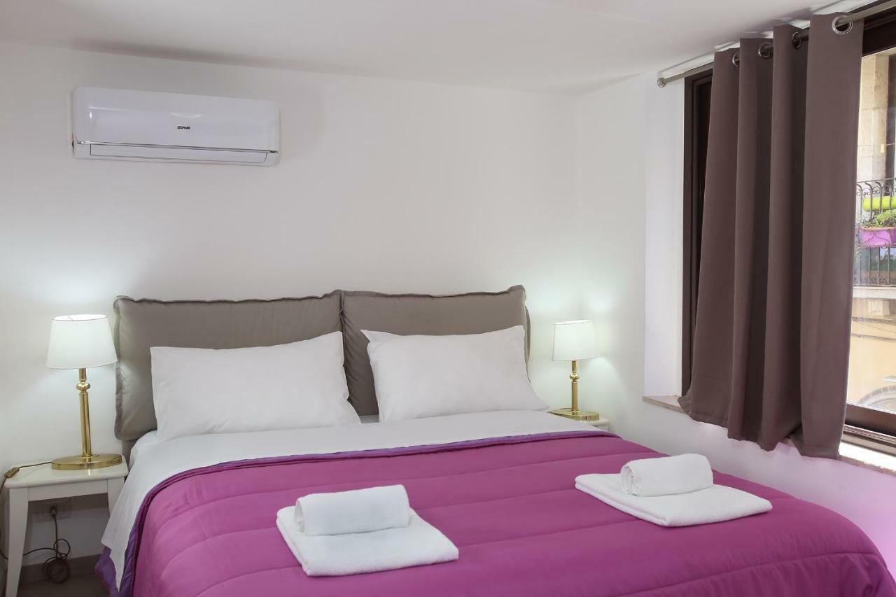 לינה וארוחת בוקר טאורמינה Casa Fresta מראה חיצוני תמונה