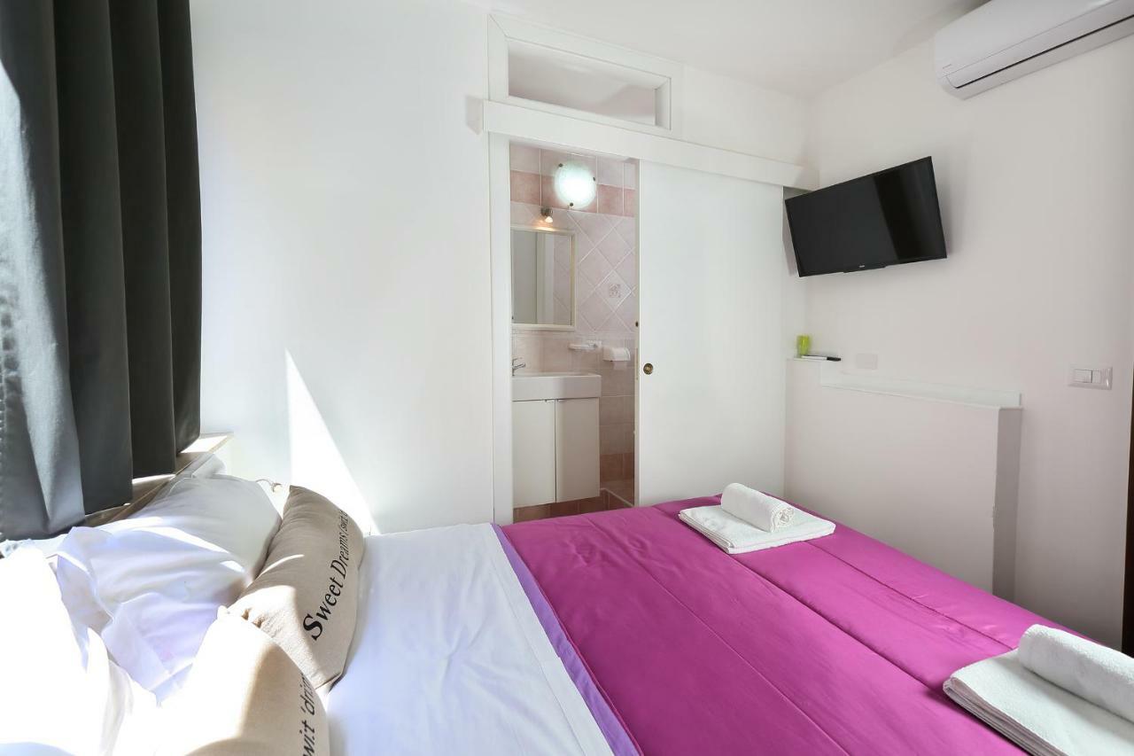 לינה וארוחת בוקר טאורמינה Casa Fresta מראה חיצוני תמונה