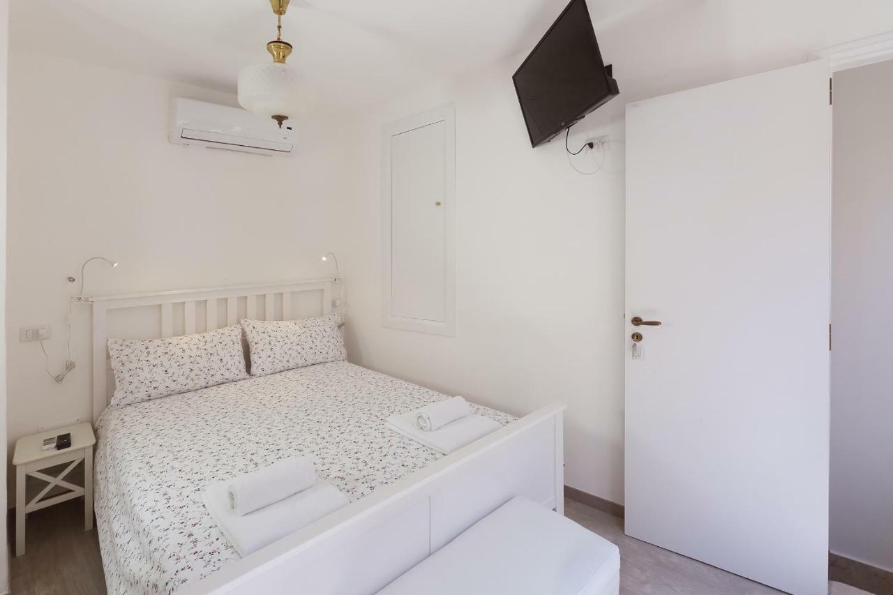 לינה וארוחת בוקר טאורמינה Casa Fresta מראה חיצוני תמונה